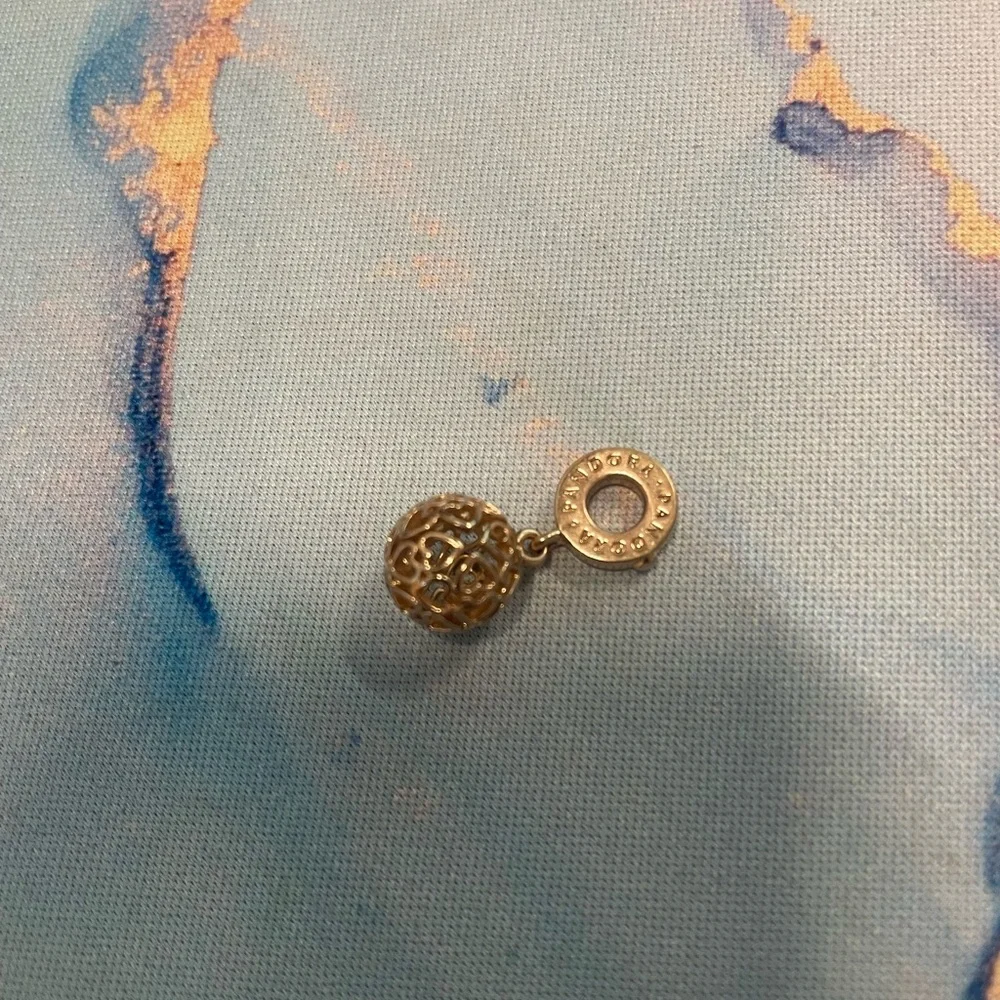 Pandora Harmonious Hearts Rose Gold Dangle Charm - Picture 3 of 3